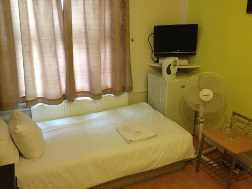 City View Hotel Roman Road London Bagian luar foto