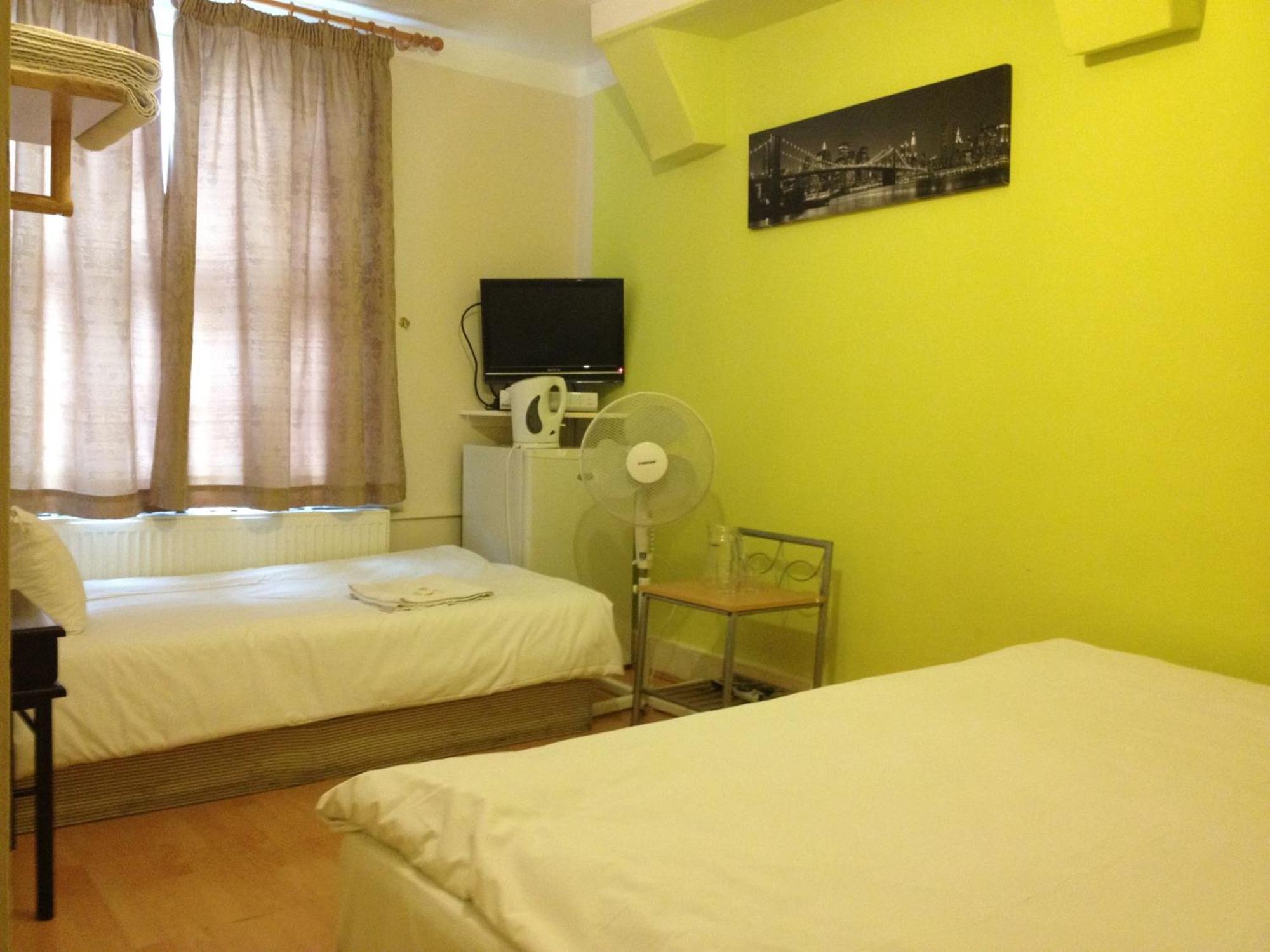 City View Hotel Roman Road London Bagian luar foto
